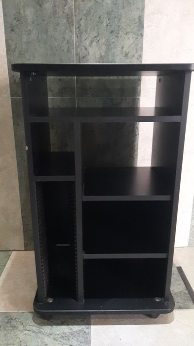 Sofá  cama  e movel preto