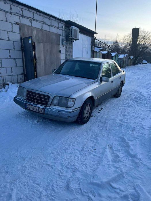 Mercedes-Benz E-Class 1994
