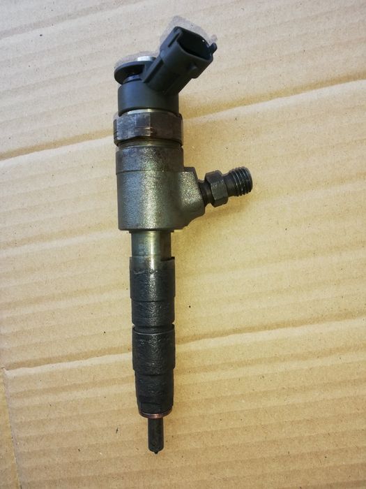 Wtryskiwacz wtrysk paliwa Bosch 1.6 tdci hdi Ford Peugeot Citroen