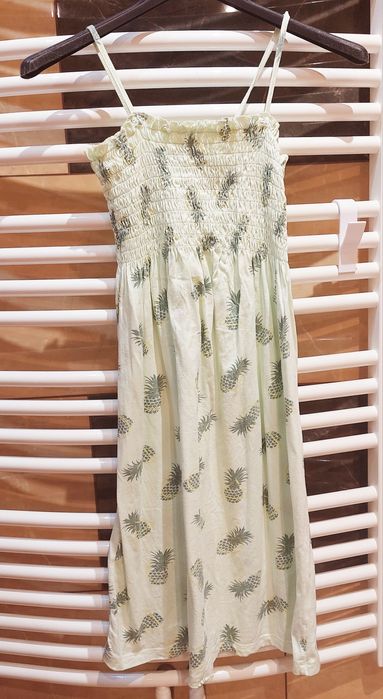 Nowa sukienka rozm. 134