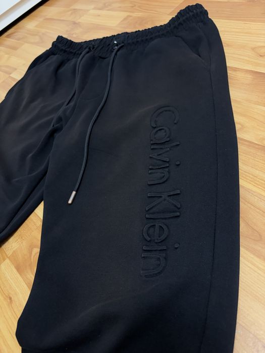 Штани Calvin klein розмір L