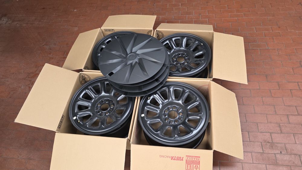 Jantes e tampões Tesla Model 3 Standard 2026