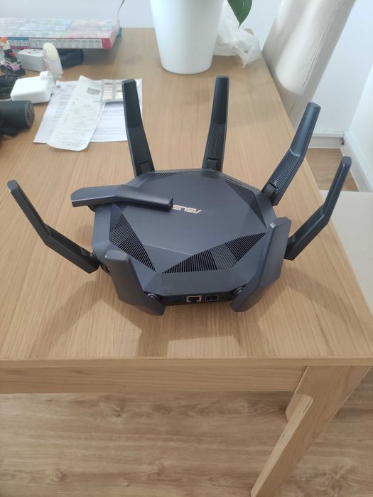 ASUS RT-AX89X Router64750727986690120