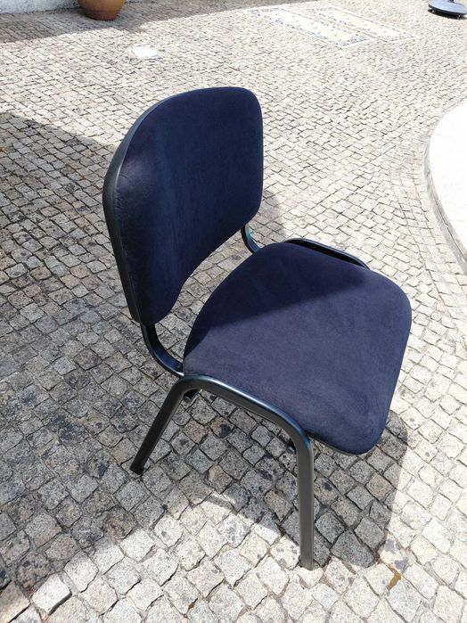 Cadeira de escritório preta