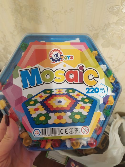 Продам дитячі іграшки та речі