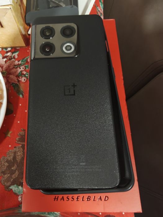 OnePlus 10 pro 12/256