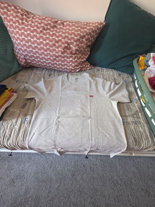 8 tshirts levi's housemark como novas