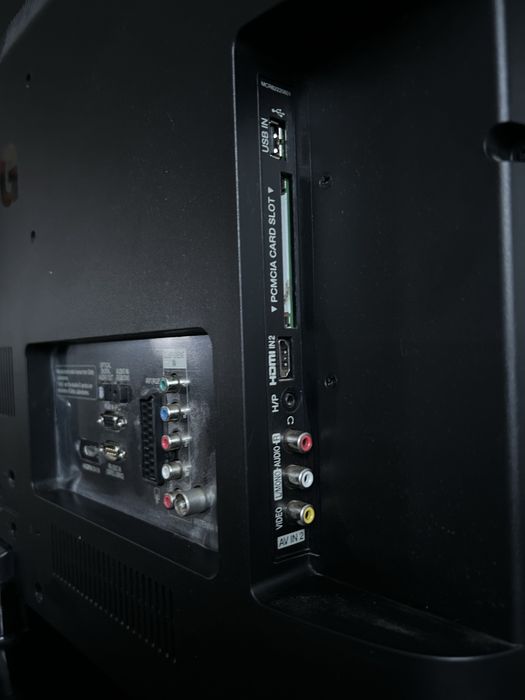 Телевізор LG 32LD450 в повністю робочому стані