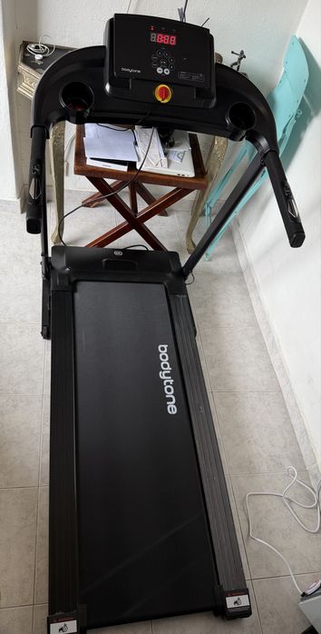 Passadeira Eletrica Retrátil BodyStone