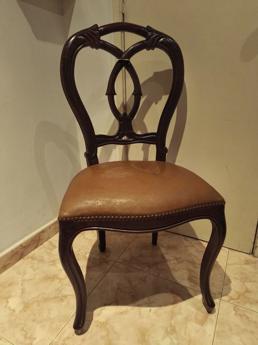 Conjunto de 4 cadeiras de madeira maciça/pele para restauração