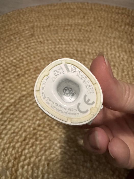 Електрична зубна щітка Braun Oral B Pro series