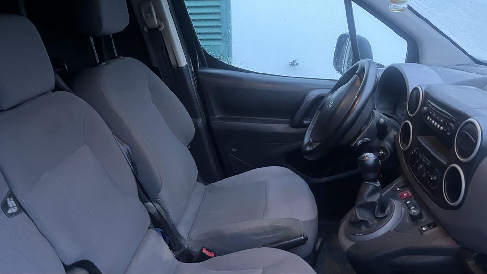 Vendo carrinha peugeot partner 2015