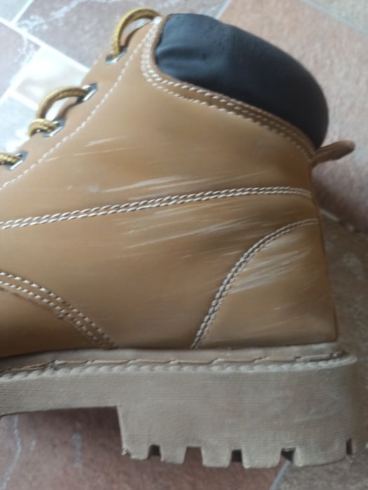 Черевики / ботінки