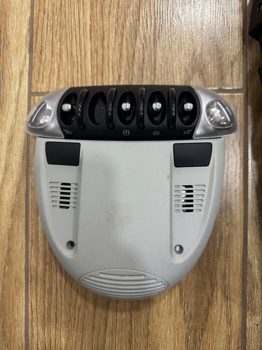 Radio + quadrante + consola central + Plafonier Mini R56 2009