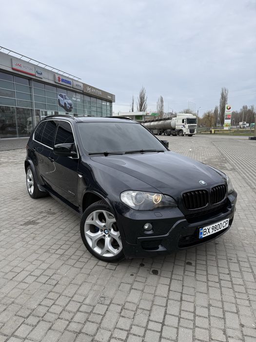 Продам BMW X5 e70 M57