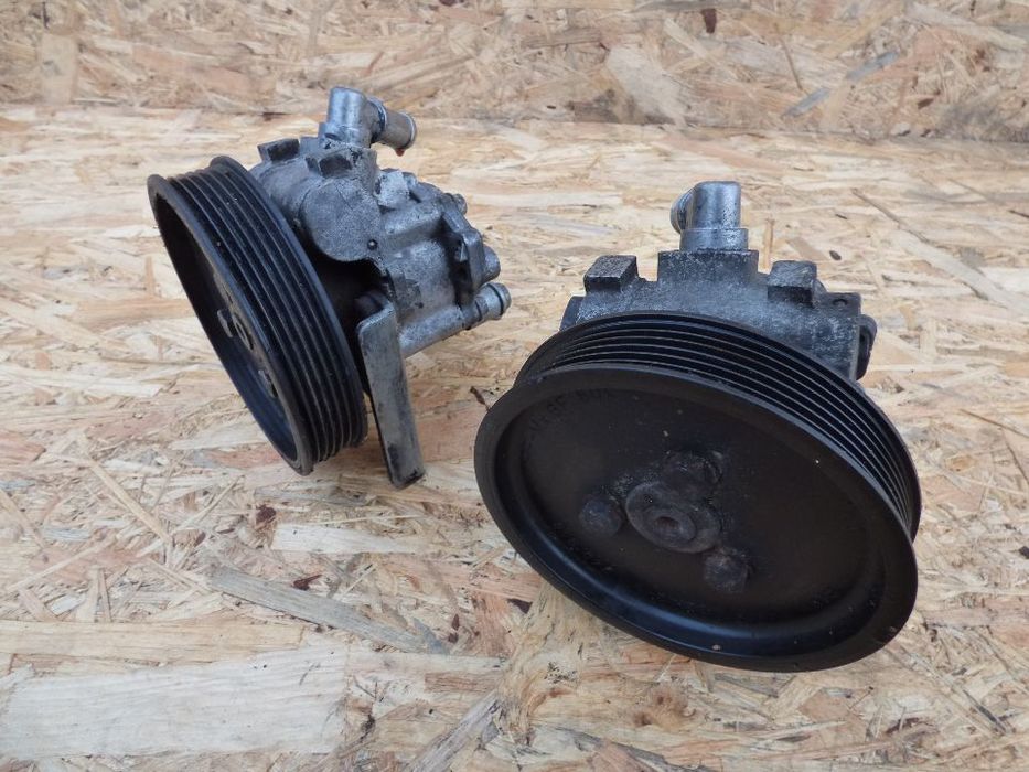 BMW E46 / E39 ORYGINALNA POMPA WSPOMAGANIA Kierownicy do silników gamy M54 / M52TU ( FL30) 120 Barów o nr. 32 41 1 097 149 /32 41 1 094 098 OEM