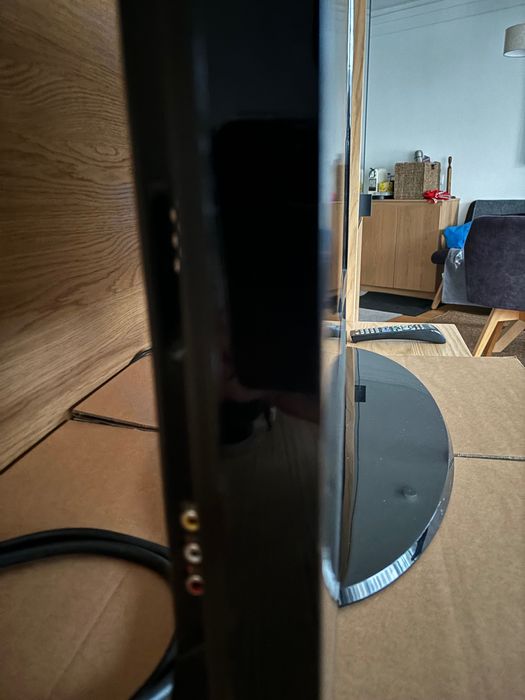 TV Samsung Plasma, model - PS42B430P2W. Stan używany, ale bardzo dobry