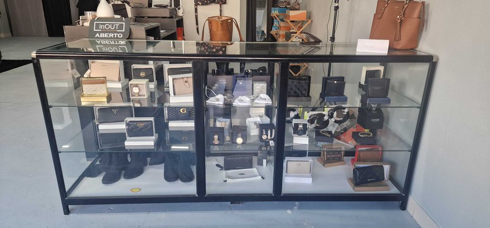 Vitrine / Balcão de loja