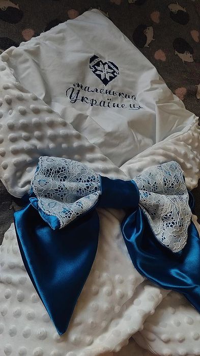 Продам конверт на выписку