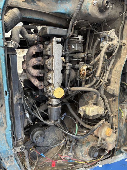 Продам Опель цілою бо по запчастинах Є Декілька варіантів