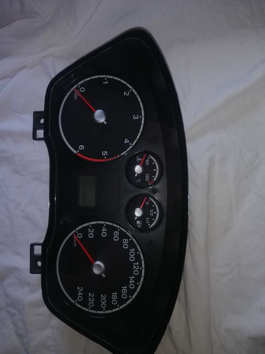 Спидометр Ford C-max