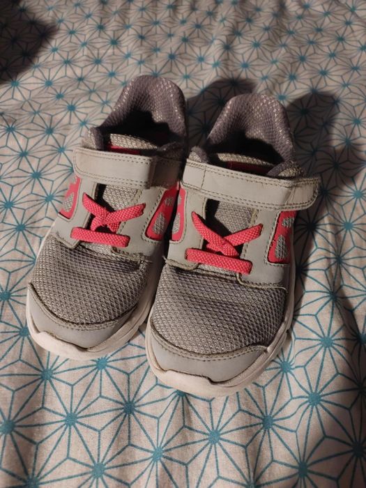 Buty adidasy Nike 27