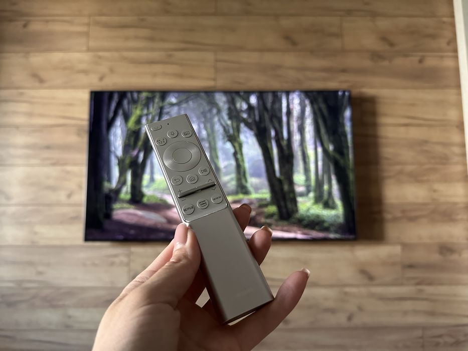 Телевизор SAMSUNG 55” под PS5 или 4pro QE55Q80TAUXUA