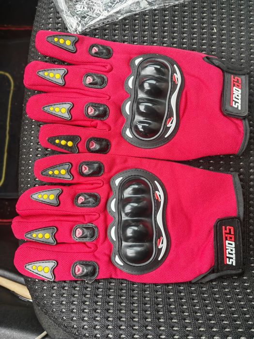 Luvas de mota vermelhas