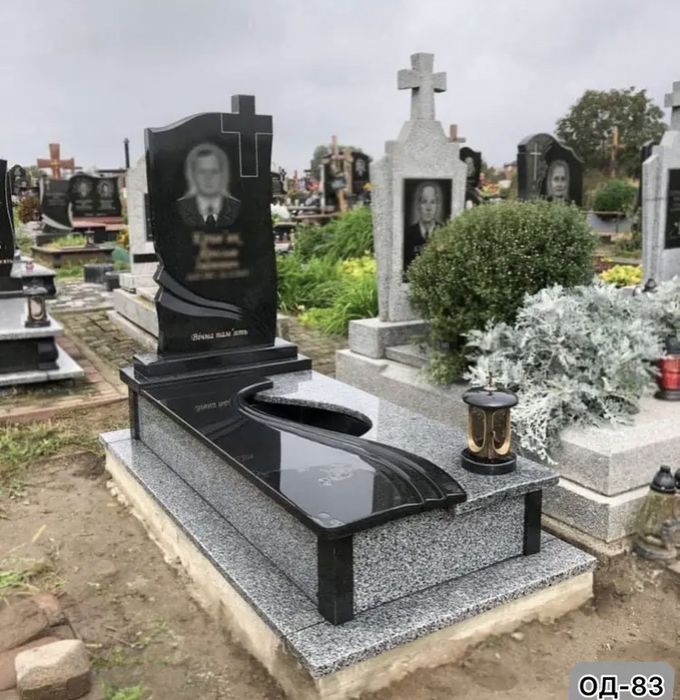 Памʼятники від виробника