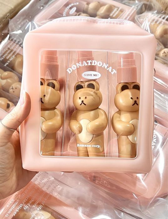 Дорожній набір ємностей для подорожі