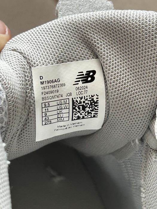 New Balance 1906A Concrete Silver Metallic оригинал размер 43
