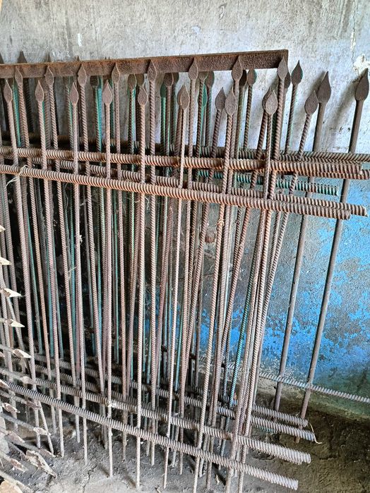 Секції металеві для огорожі