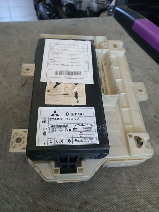 CAIXA FUSIVEIS MITSUBICHI COLT CZ3 05- / 8637A389