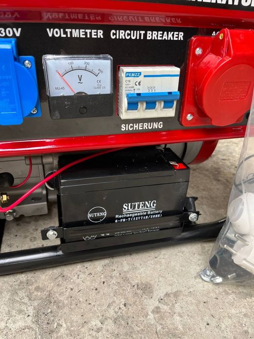 Бензиновый генератор DW 3.0 кВт(электростартер/аккумулятор)