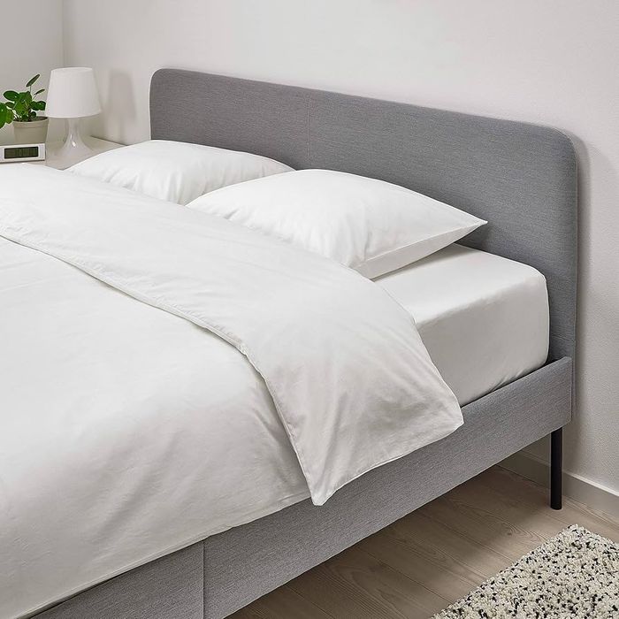 (Lista de espera) Cama de casal + colchão IKEA