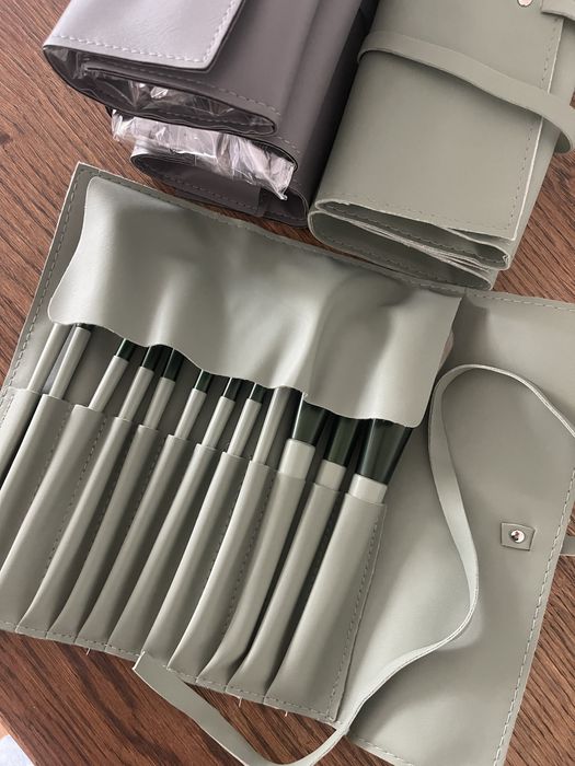 Conjunto de bolsa + 12 pinceis