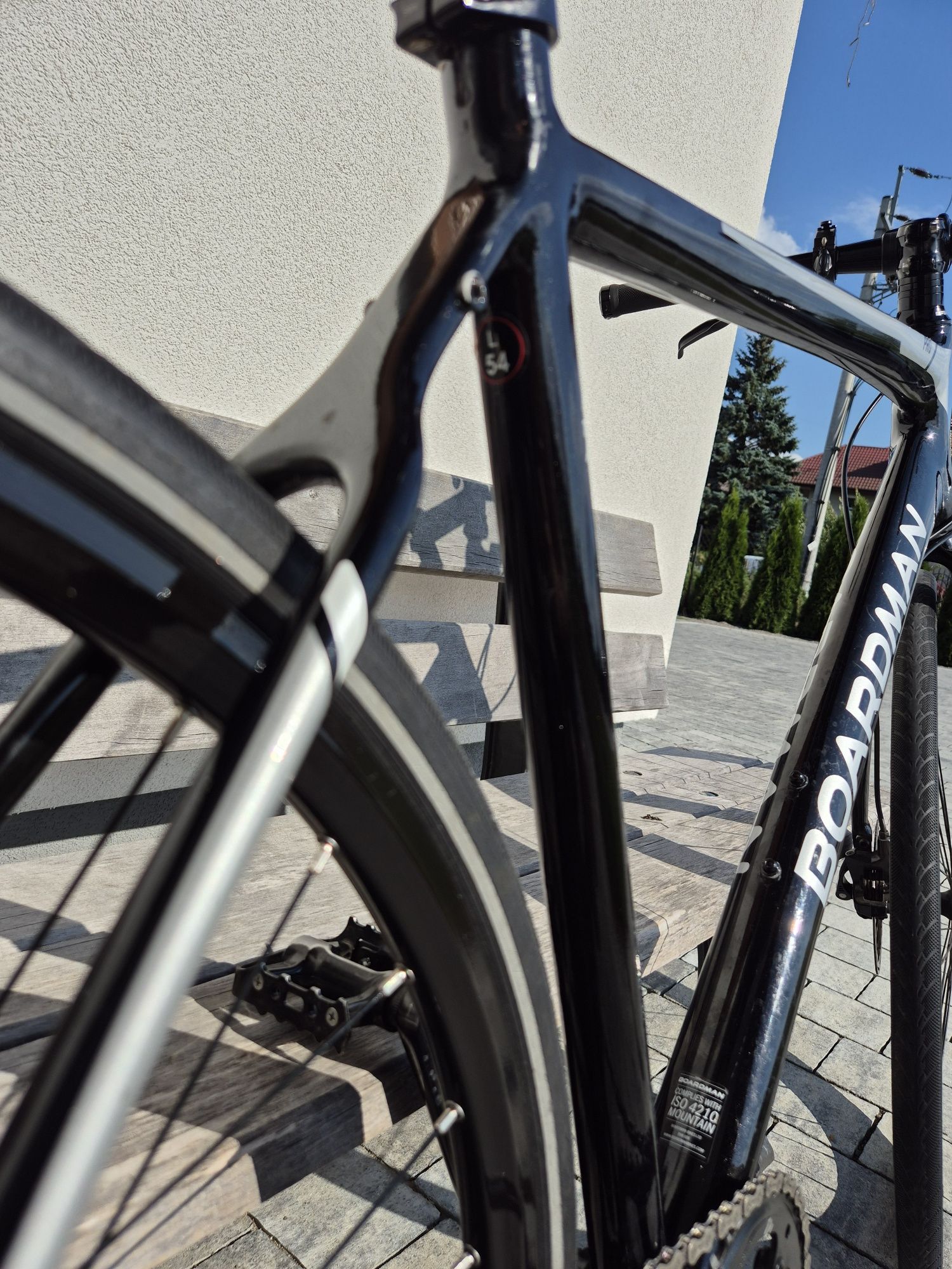 Boardman pro hybrid bike x9 hotsell