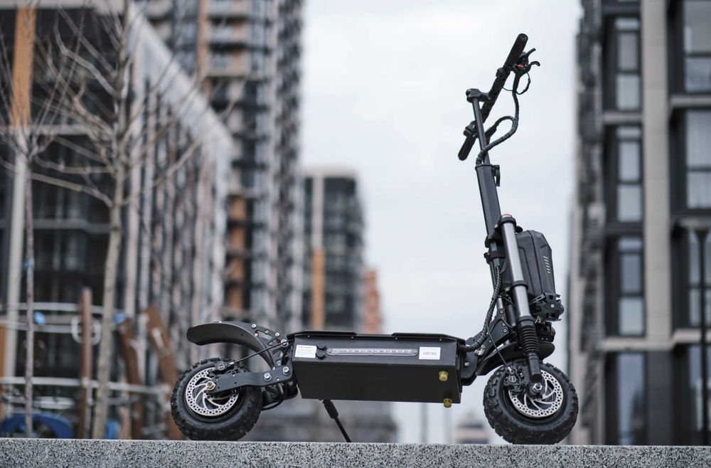 Электросамокат полноприводный Yoo Bee Explorer 5600W 28 Ah