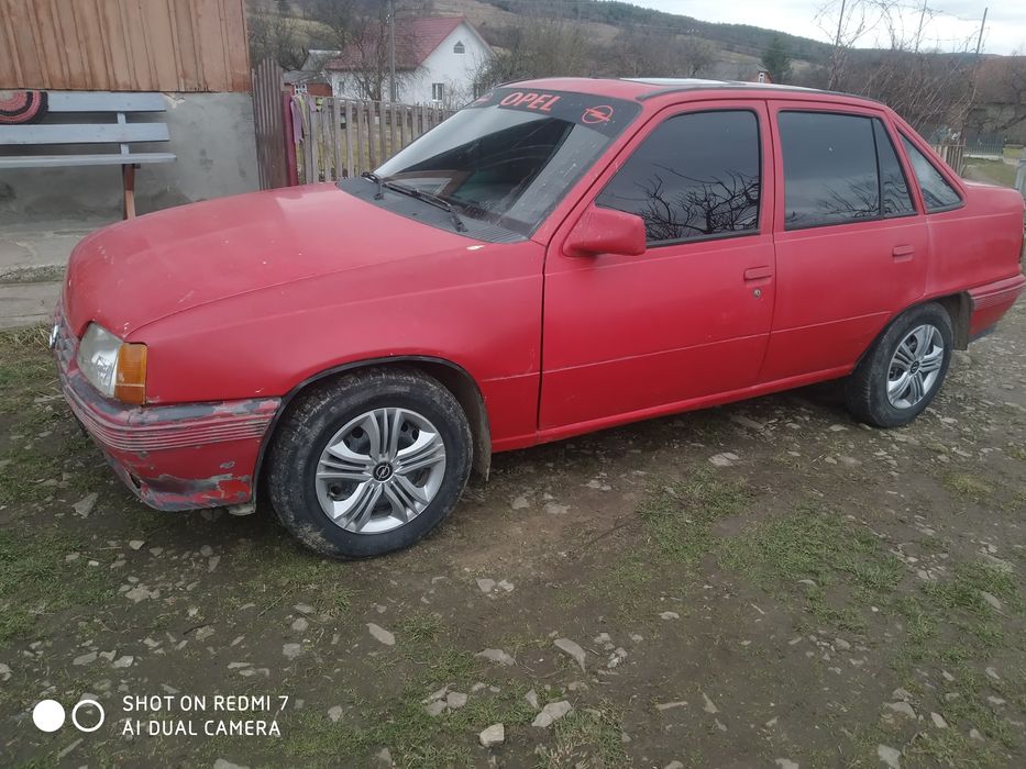 Продам кадет дизель машина в задовільному стані все працює цікавить об