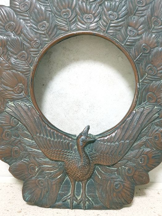 Par de raras maravilhosas "pavões" molduras asiáticas em cobre