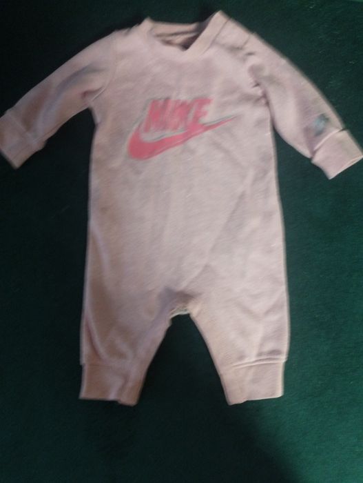 Бодік Nike на дівчинку 1-3 місяці