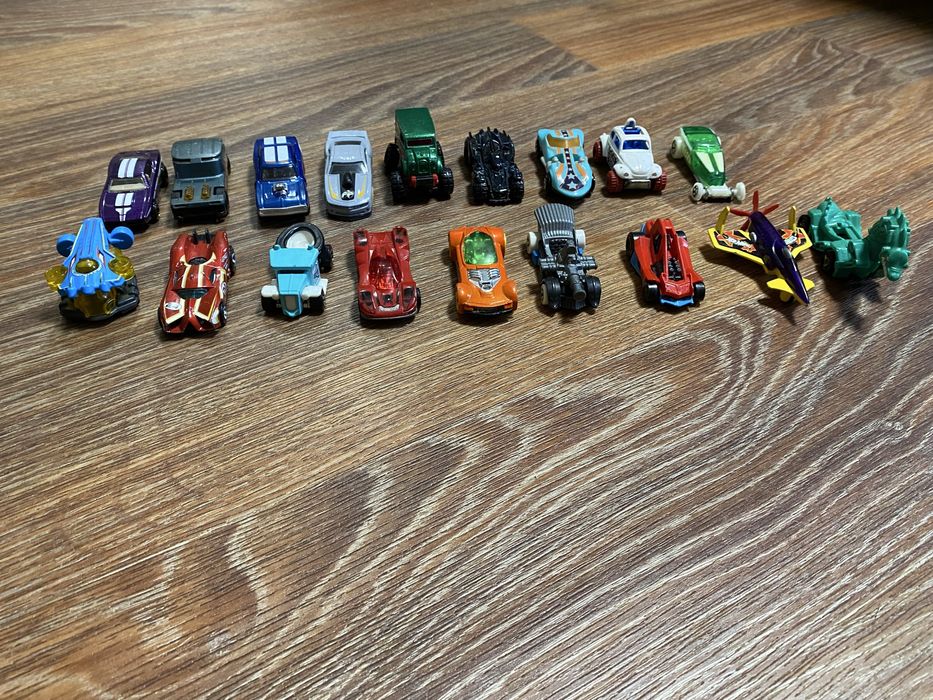 Продам машинки Hot Wheels