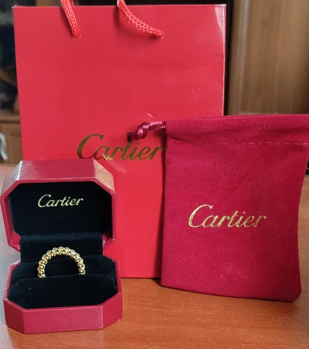 Zestaw biżuterii z pudełkiem torebeczką oraz torbą zakupową