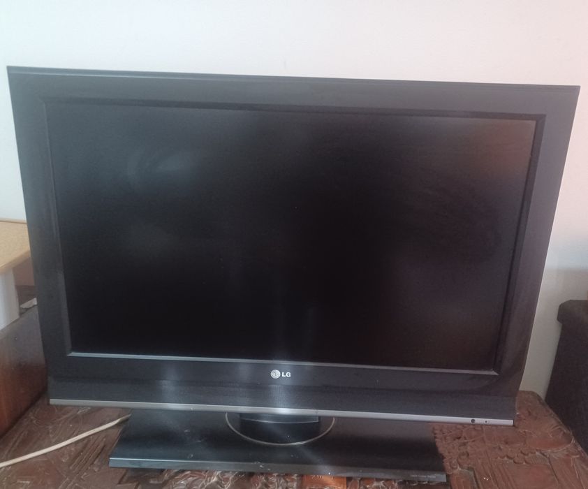 Vende se TV marca LG