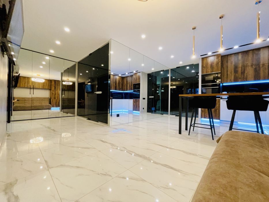 Подобово 2кімн.-LUX VIP рівня в Рівер Парку з видом на Дніпро