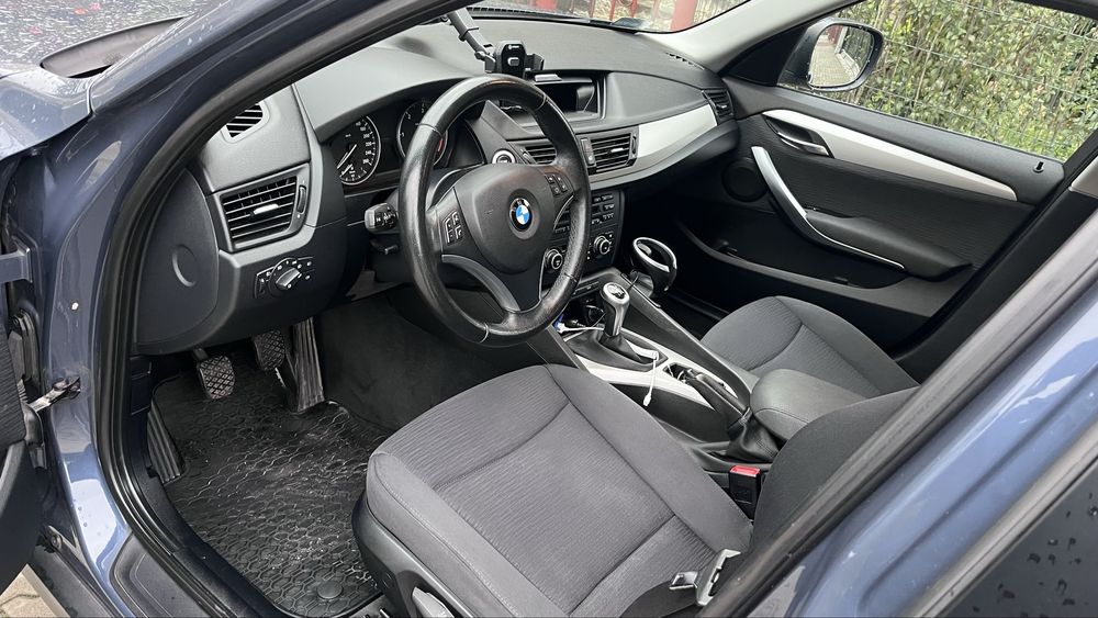 BMW X1  18d sDrive