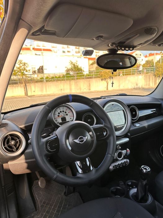 Mini Cooper D R56 - 2010