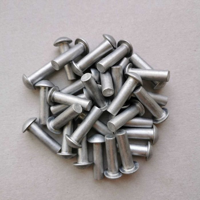 Заклепки алюмінієві 8х28