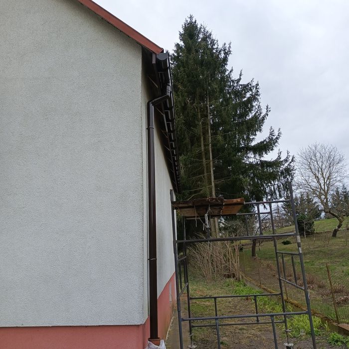 Naprawa przecieków dachu | papa termozgrzewalna