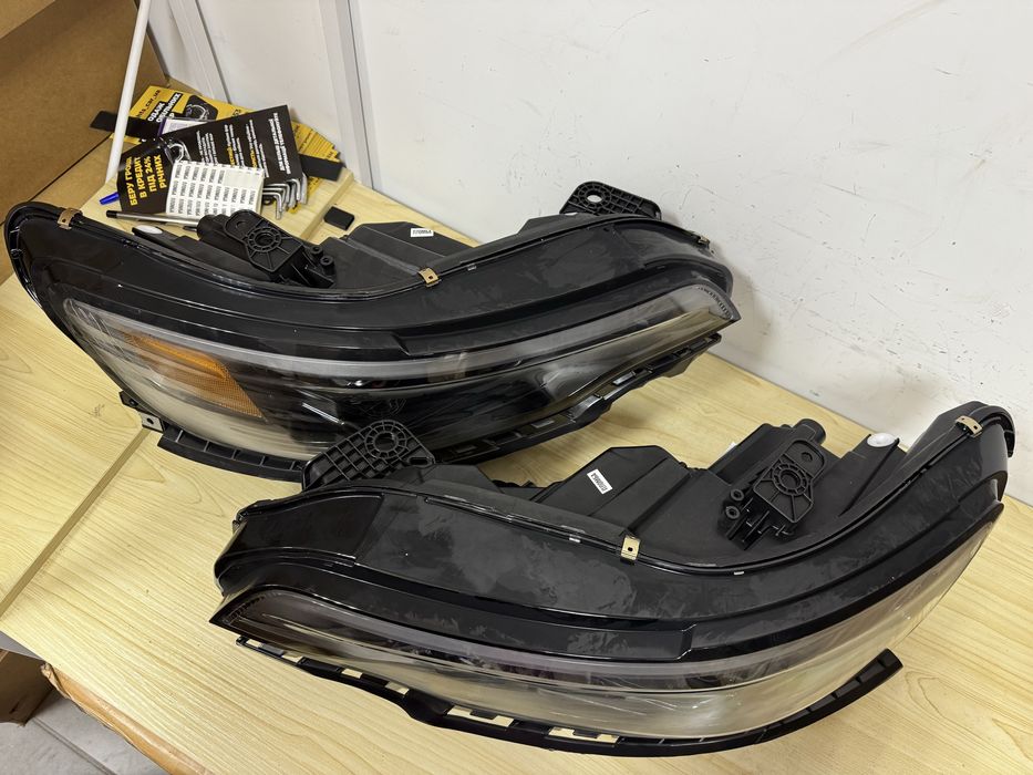 Jeep Cherokee 2018-2022 р, передні фари